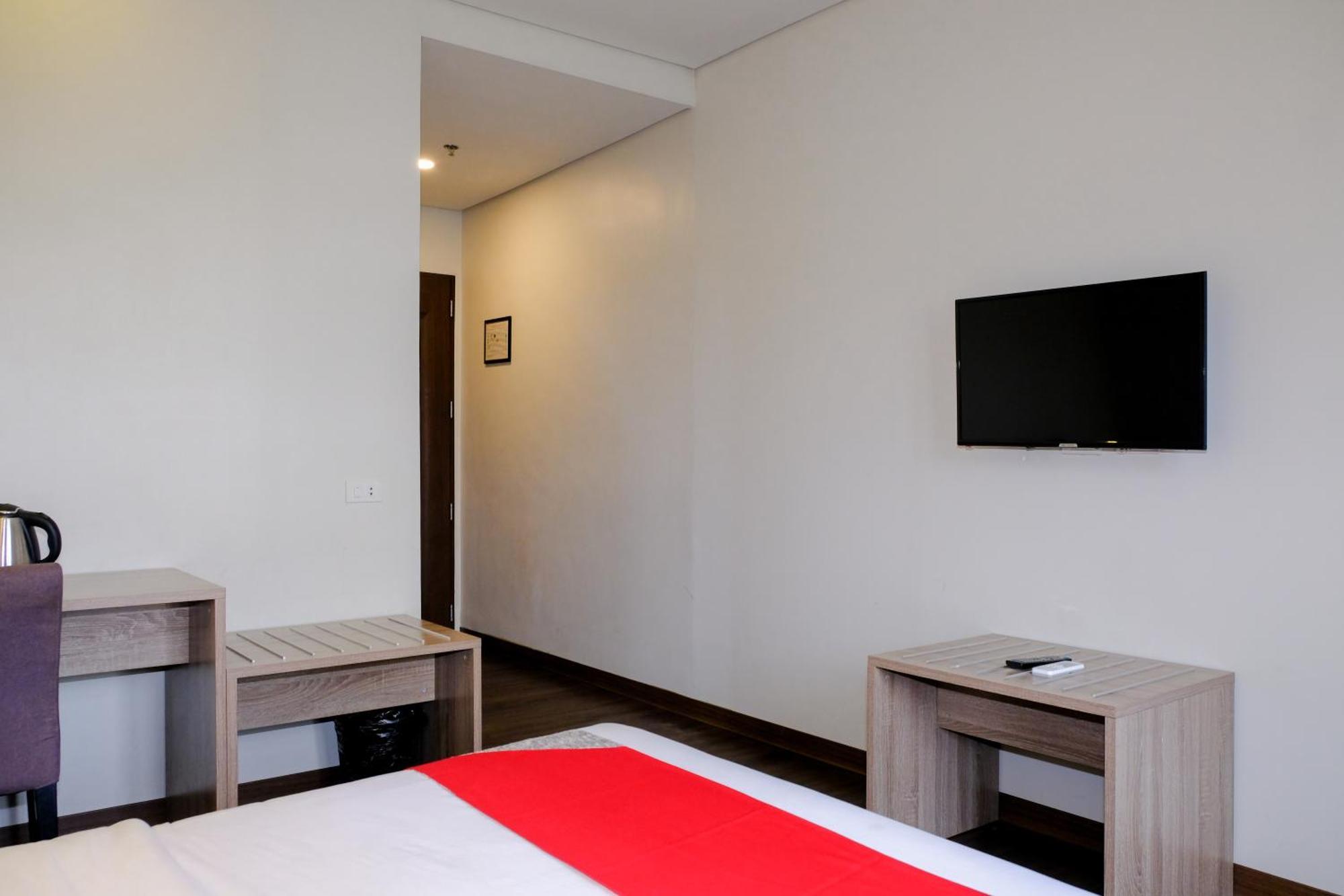 Airo Hotel Manila Exterior photo